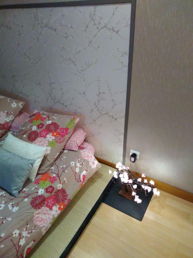 Les Tourterelles Bed and Breakfast Chabournay Exteriör bild