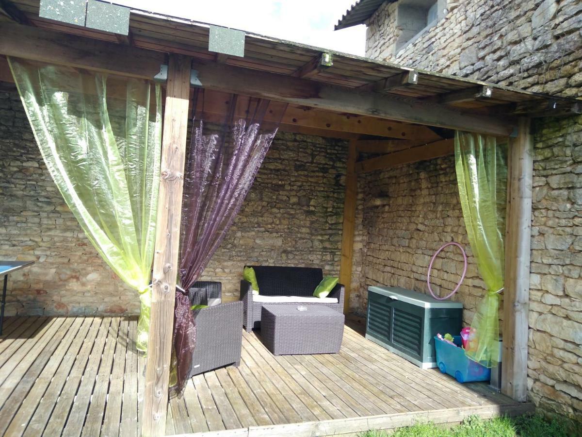 Les Tourterelles Bed and Breakfast Chabournay Exteriör bild